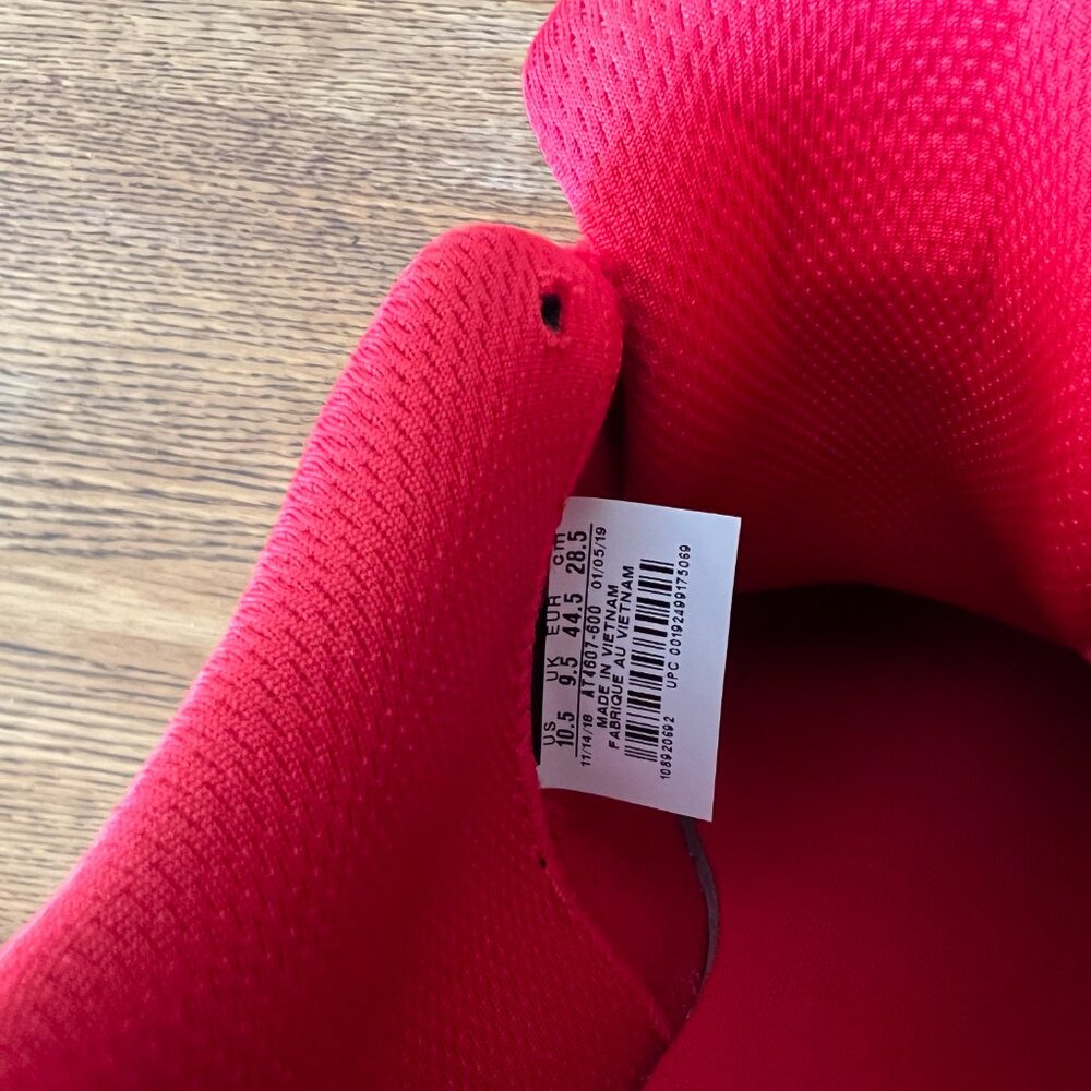 NIKE SB GATO RED/WHITE US 10.5 - Picture 6 of 7